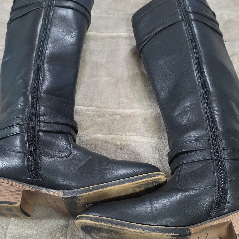 Kenneth Cole Downtown Straps Girls Tall Boots Black Zips Buckle Accents Sz 4 EUC